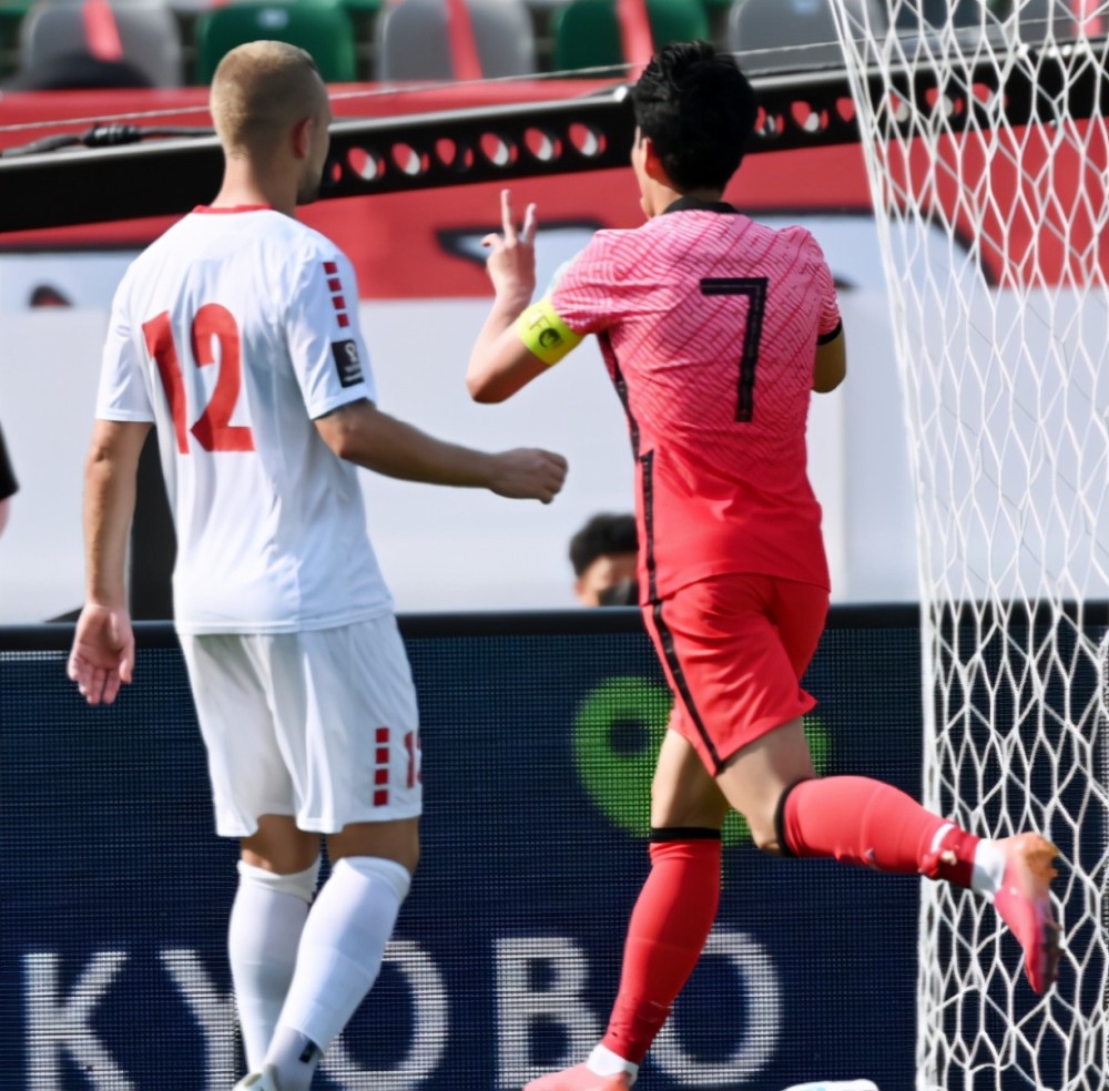 乐鱼体育官方-沃尔夫斯堡客场力克对手，德乙晋级形势一片光明的简单介绍