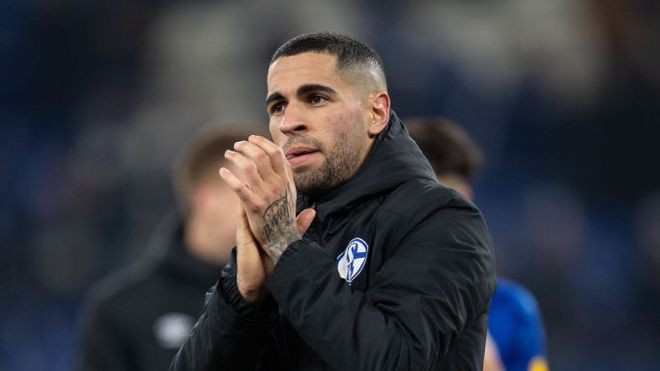 沙尔克队长因伤宣布赛季提前报销的简单介绍 沙尔克队长因伤宣布赛季提前报销的简单介绍