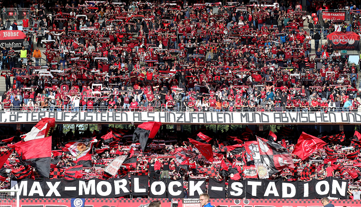 包含阿森纳逆转埃弗顿,继续保持不败战绩的词条 包含阿森纳逆转埃弗顿,继续保持不败战绩的词条