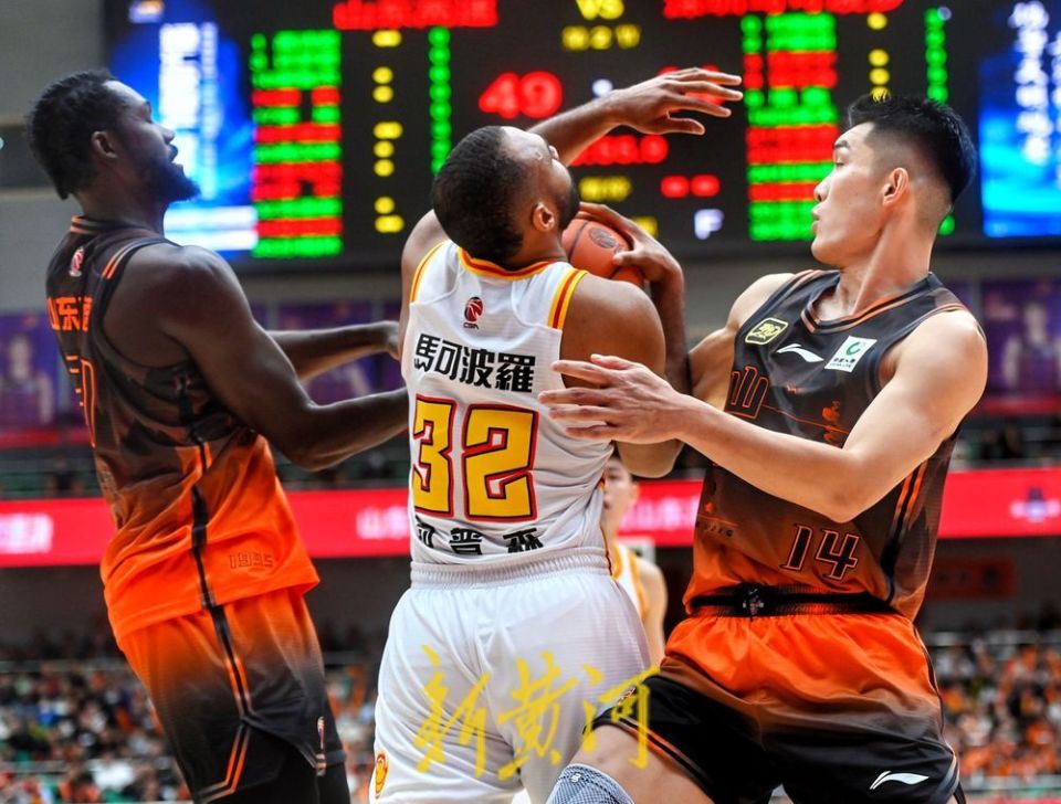 乐鱼体育app下载-山东男篮再次在比赛中战胜对手