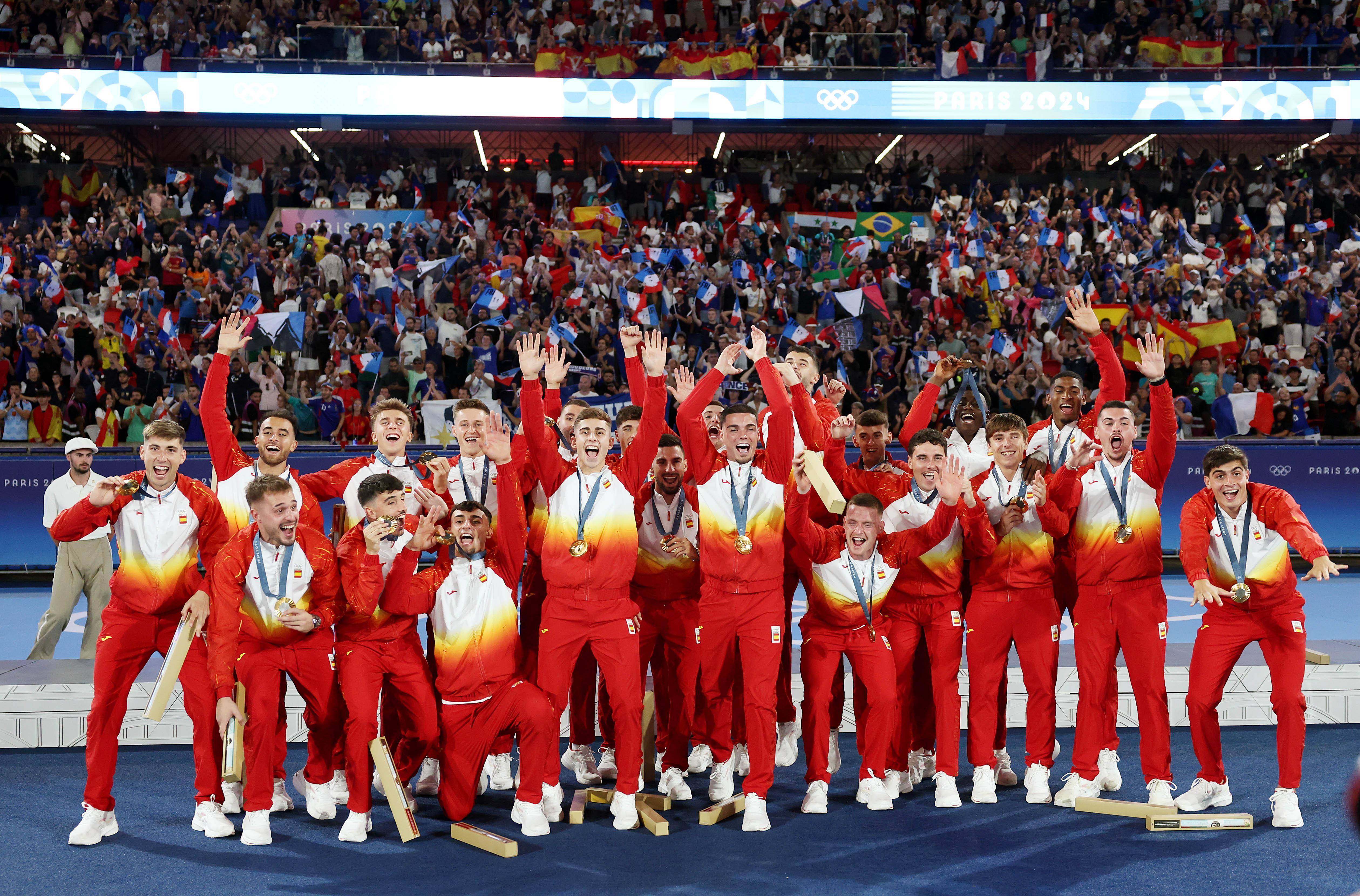 西班牙队效力出色夺得冠军尽显实力 西班牙队效力出色夺得冠军尽显实力