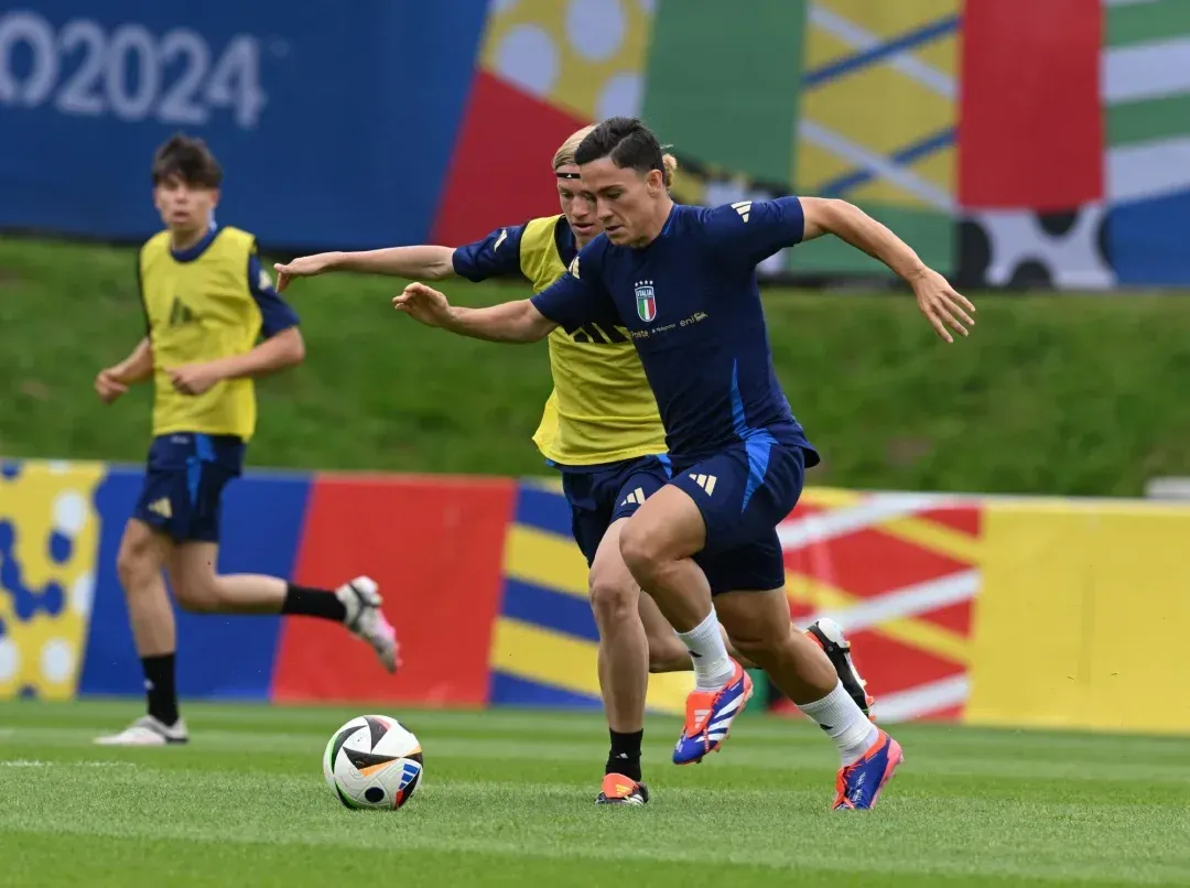 乐鱼体育网站入口-欧洲足球赛事在近，各国球队积极备战迎战的简单介绍