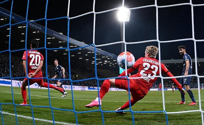 波鸿队员们展现出色表现,夺得胜利的简单介绍 波鸿队员们展现出色表现,夺得胜利的简单介绍