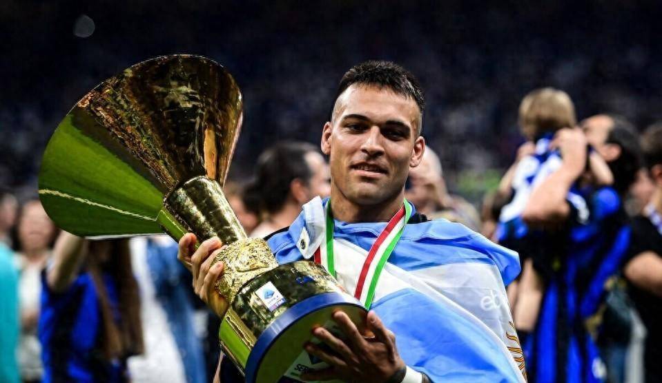 乐鱼体育vip注册-国米真核续约三年，合同涨至900万欧元签下固定续约条款的简单介绍