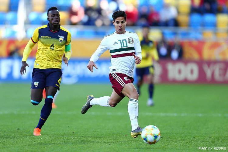 关于巴拉圭球员在国际比赛中展现出色技术的信息