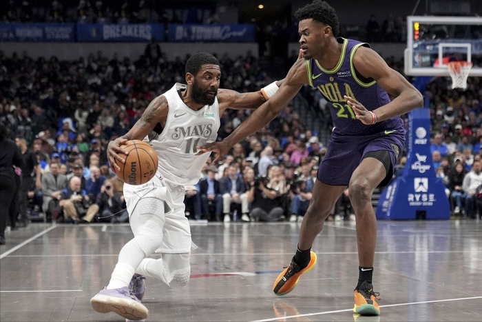 乐鱼体育下载-独行侠惨败步行者，欧文开局遭遇困境