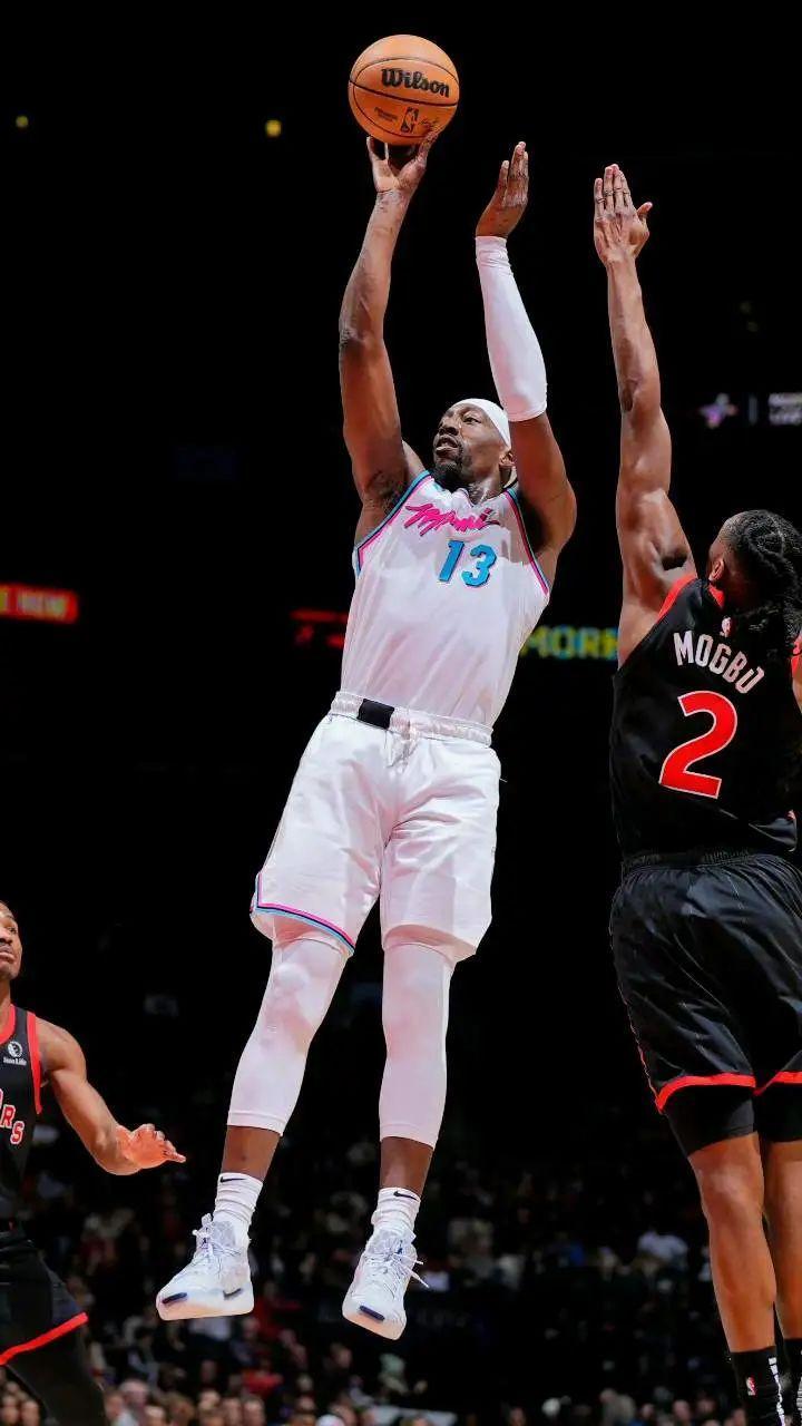 热火击败猛龙,取得五连胜 热火击败猛龙,取得五连胜