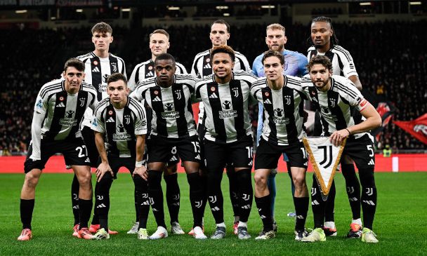 尤文图斯主场大胜，巩固领跑地位