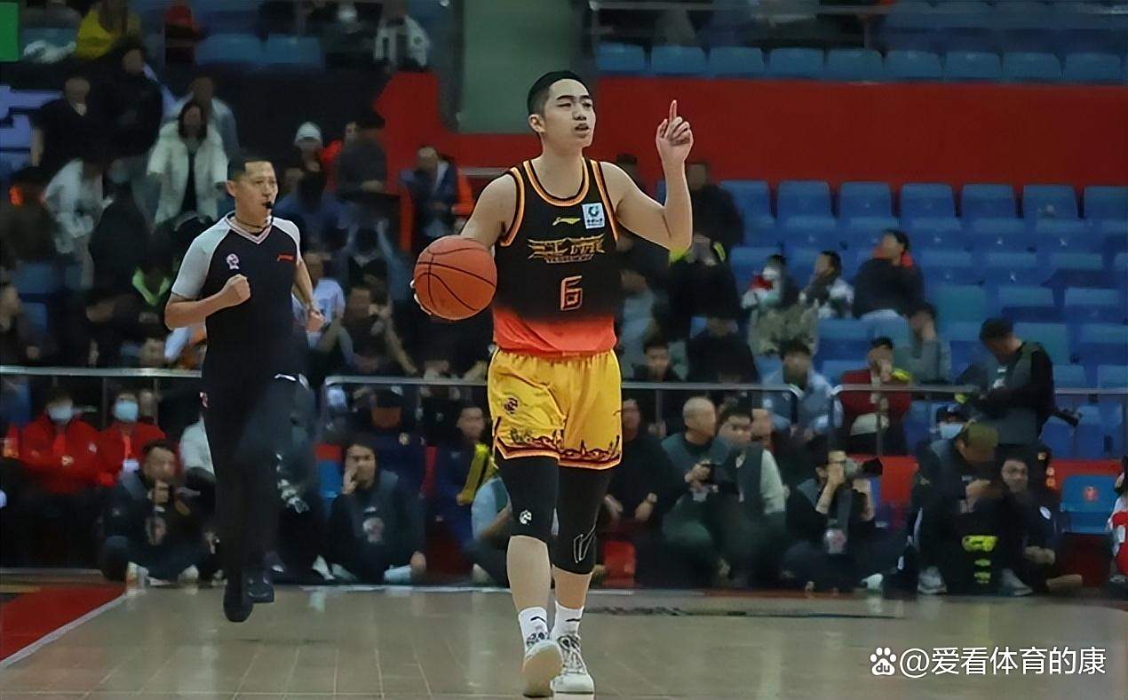 江苏队全队发挥出色,取得连胜 江苏队全队发挥出色,取得连胜